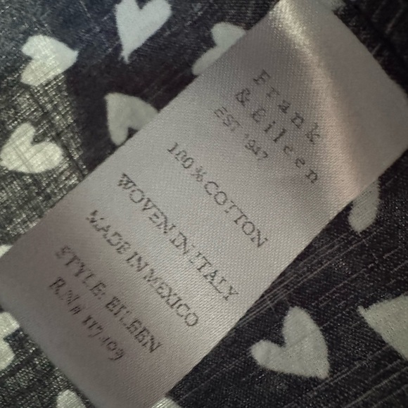 Frank & Eileen Relaxed Button up Shirt‎ Navy-White Heart print Size XS - Picture 4 of 5